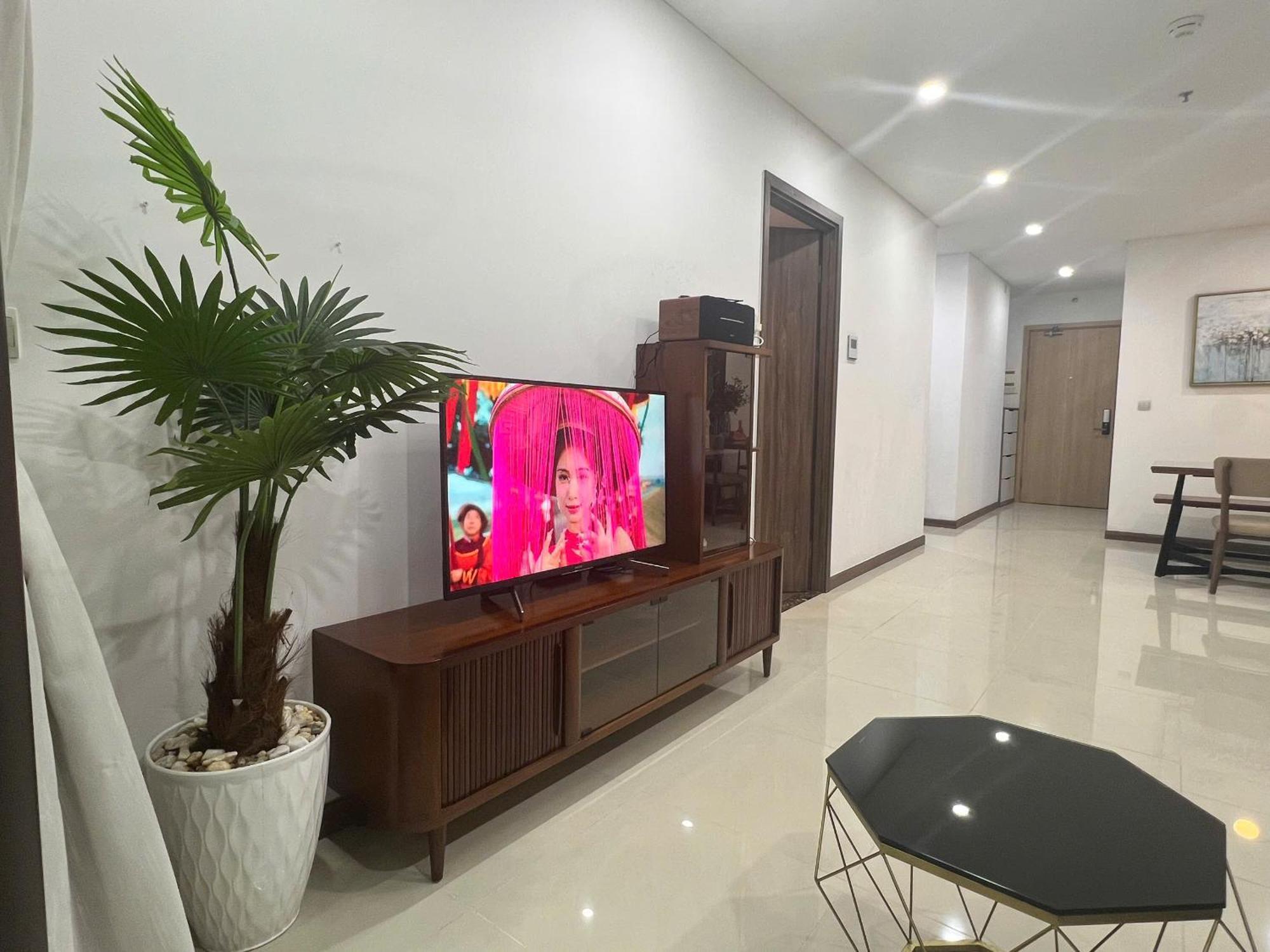 Ha Do Centrosa Building , Ba Thang Street, Distrist 10 * TP. Hồ Chí Minh